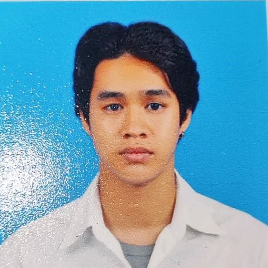 นายธณวัฒน์ โพธิ์นุ่ม